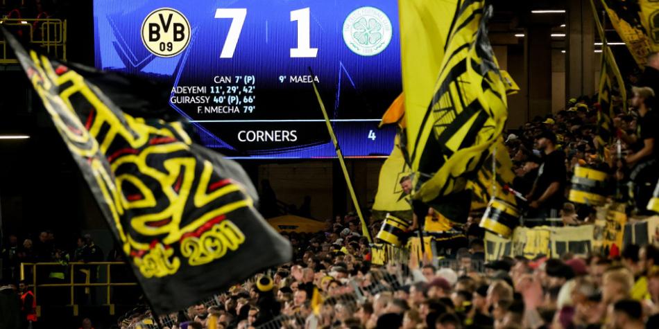 Afición de Borussia Dortmund en Champions League