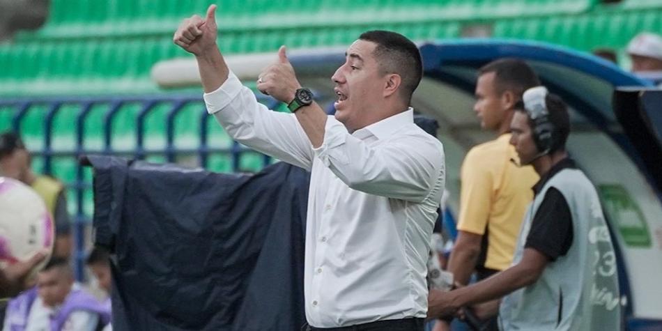 Efraín Juárez, entrenador de Atlético Nacional