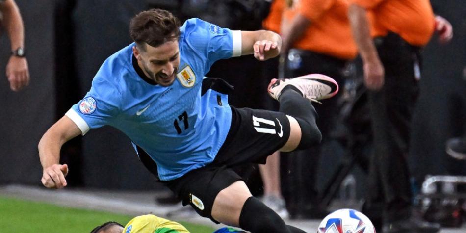 Uruguay llega en crisis a partido contra Colombia