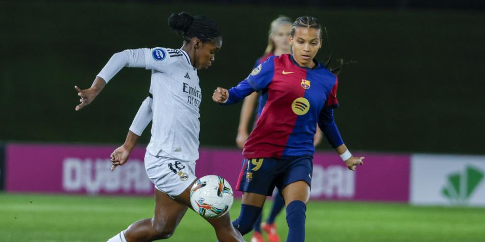Linda Caicedo en Real Madrid vs Barcelona en Liga F