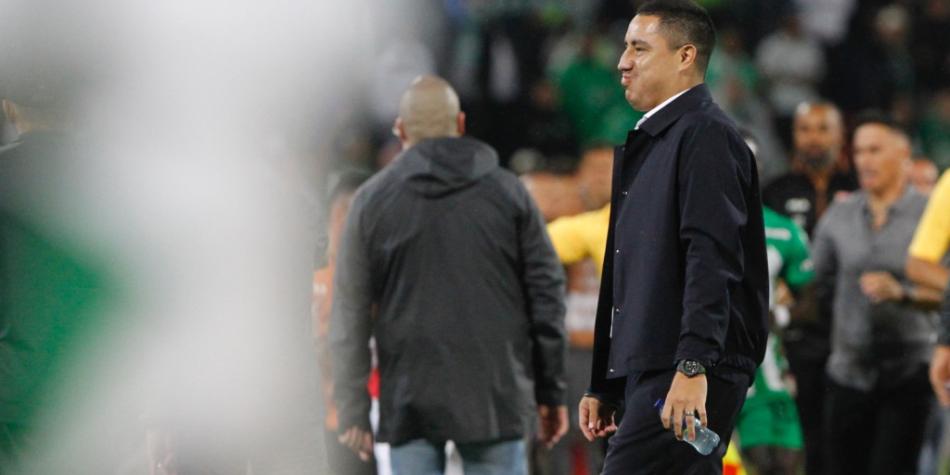 Efraín Juárez, expulsado en Nacional vs Santa Fe