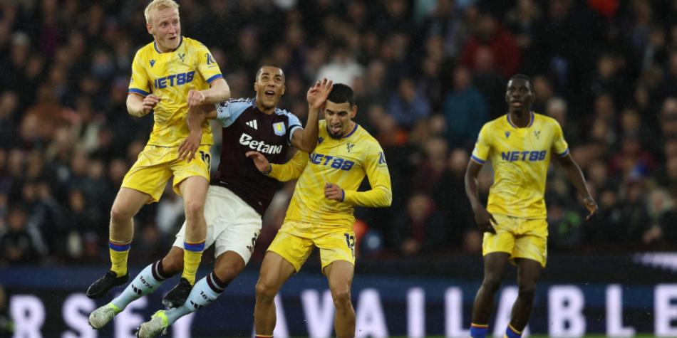 Daniel Muñoz - Aston Villa vs Crystal Palace