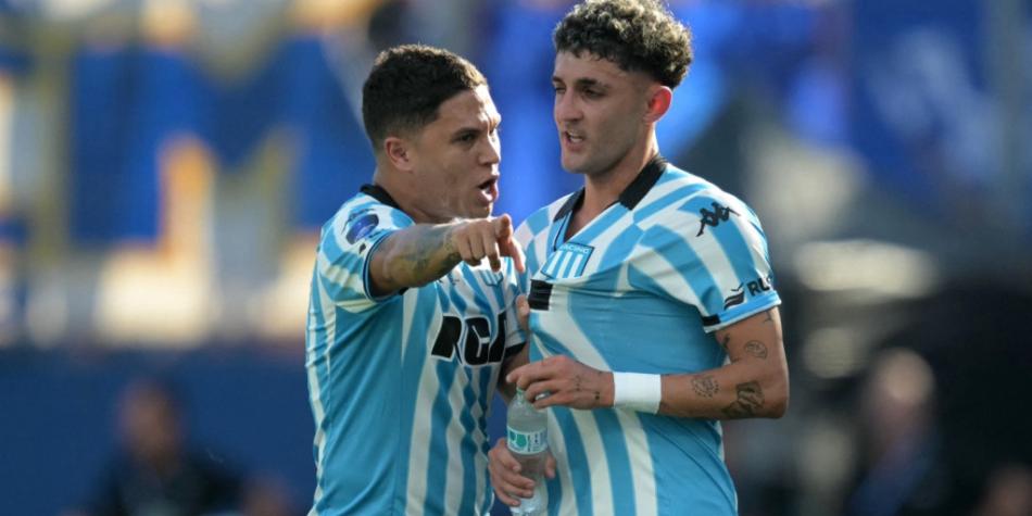 Juan Fernando Quintero en Racing Club vs Cruzeiro