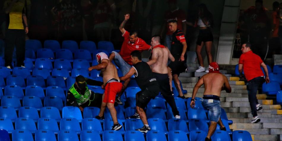Violencia de hinchas de América en final Copa BetPlay