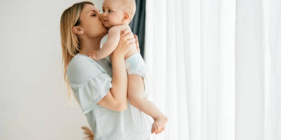 Bebé y mamá
