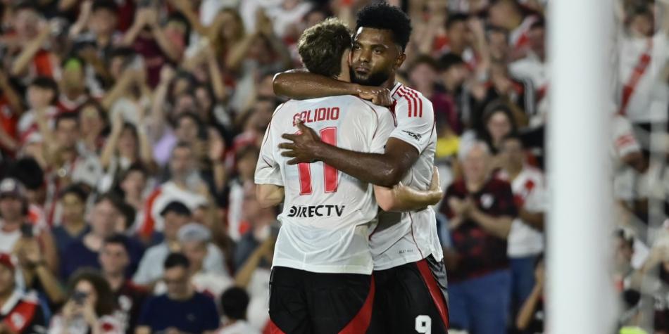 Miguel Borja en River Plate vs México