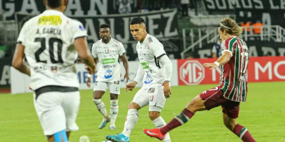 Once Caldas vs Fluminense