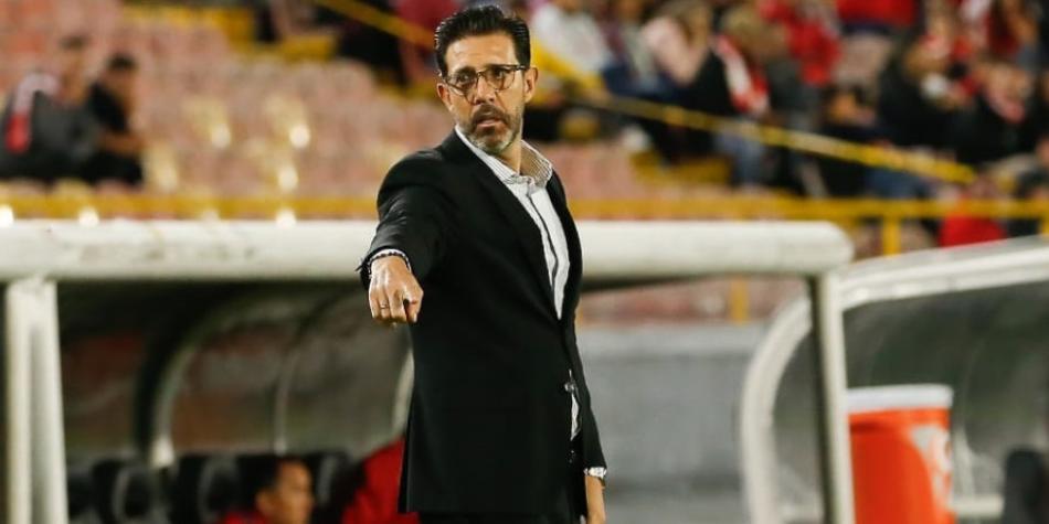 Jorge Bava, entrenador de Santa Fe