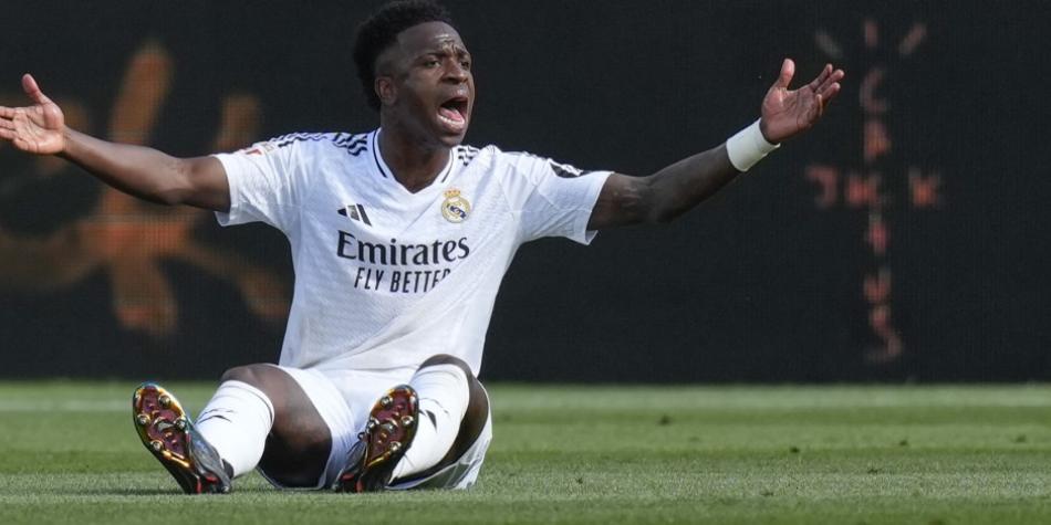 Vinicius Júnior, lesionado en Barcelona vs Real Madrid