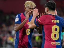 Pedri y Yamal celebran gol en final de Copa del Rey