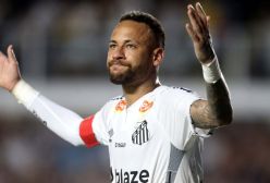 Neymar con Santos de Brasil en 2025