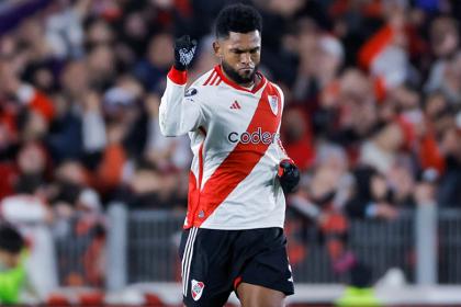 ¿Por qué Miguel Borja usa guantes negros? Pocos lo saben | Curiosidades de fútbol